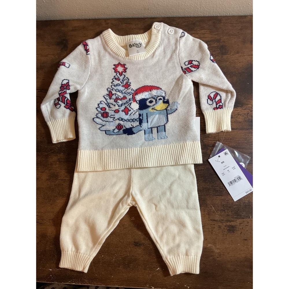 New Infant Boys Off White Bluey Christmas Sweater & Pants Outfit size 0-3 Months